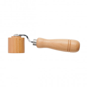 Hamilton Perfection Wooden Seam Roller